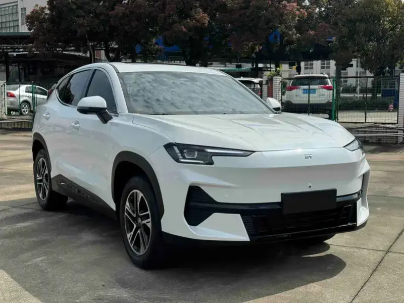 2024 JETOUR Shanhai L6 с пробегом 37 000 км