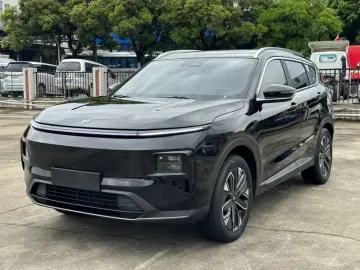 2024 JETOUR Shanhai L7 с пробегом 11 000 км
