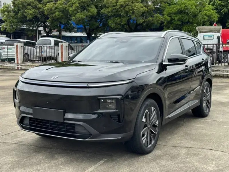 2024 JETOUR Shanhai L7 с пробегом 11 000 км