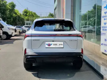 2024 JETOUR Shanhai L6 с пробегом 300 км