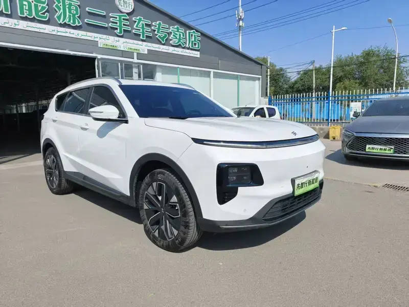 2024 JETOUR Shanhai L7 с пробегом 21 700 км