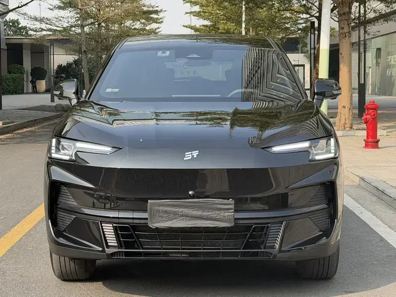 2024 JETOUR Shanhai L6 с пробегом 35 000 км