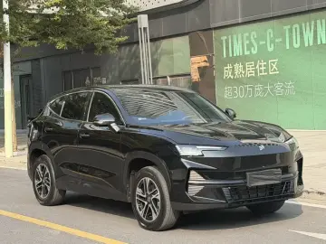 2024 JETOUR Shanhai L6 с пробегом 35 000 км