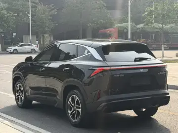 2024 JETOUR Shanhai L6 с пробегом 35 000 км