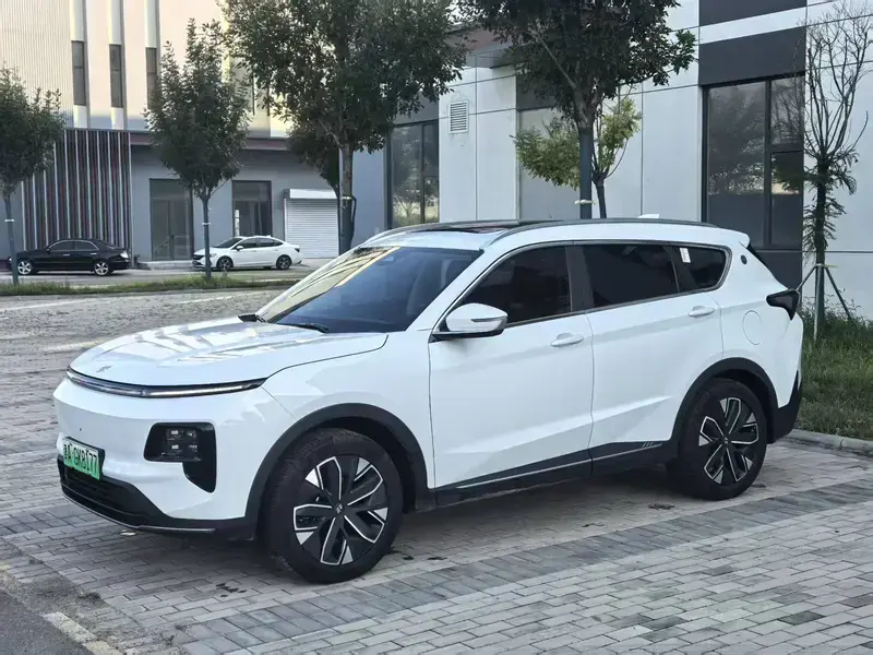 2024 JETOUR Shanhai L7 с пробегом 30 000 км