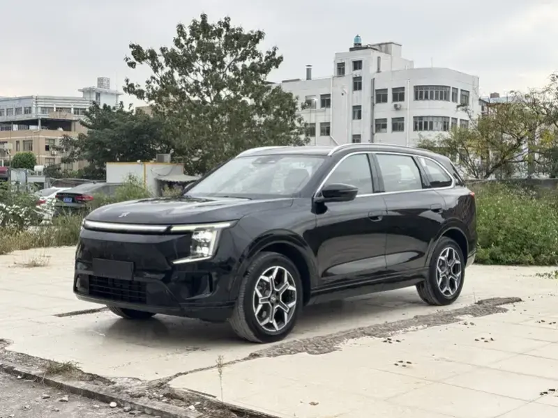 2026 JETOUR Shanhai L7 Plus с пробегом 8 000 км