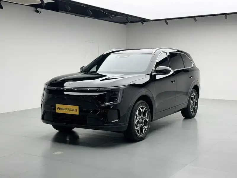 2026 JETOUR Shanhai L7 Plus с пробегом 5 900 км