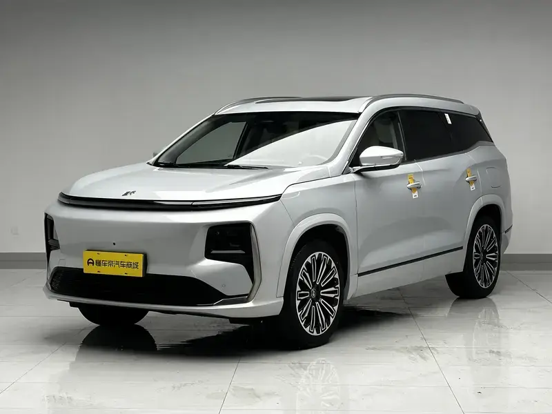 2025 JETOUR Shanhai L9 с пробегом 21 800 км