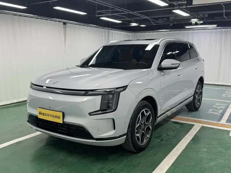 2026 JETOUR Shanhai L7 Plus с пробегом 900 км