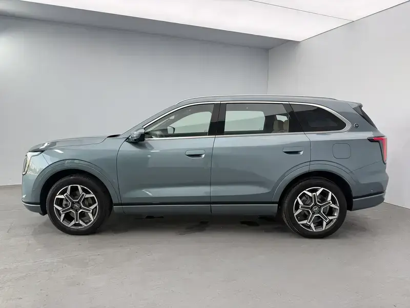 2026 JETOUR Shanhai L7 Plus с пробегом 17 300 км