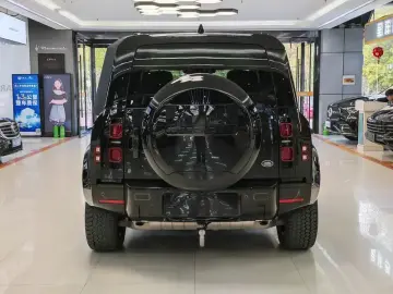 2024 Land Rover Defender с пробегом 29 800 км