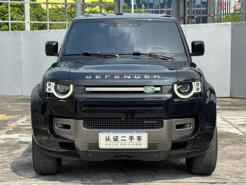 2023 Land Rover Defender с пробегом 141 000 км