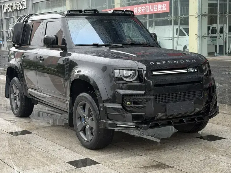2024 Land Rover Defender с пробегом 38 000 км