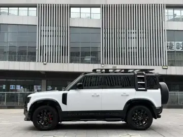 2024 Land Rover Defender с пробегом 50 000 км