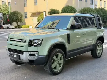 2023 Land Rover Defender с пробегом 43 000 км