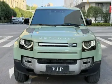 2023 Land Rover Defender с пробегом 43 000 км