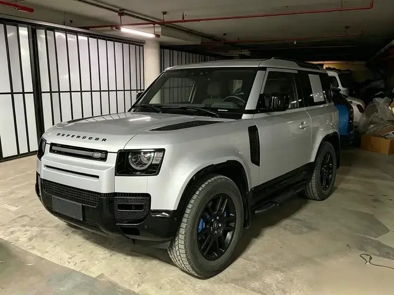 2021 Land Rover Defender с пробегом 48 000 км