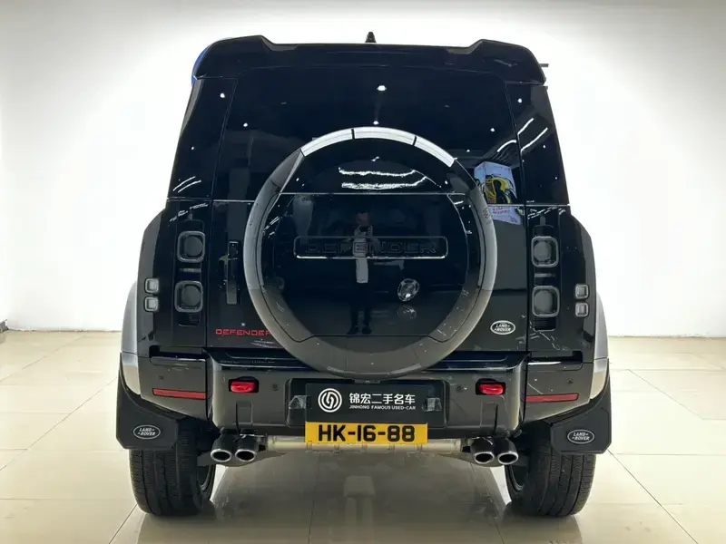 2023 Land Rover Defender с пробегом 36 000 км