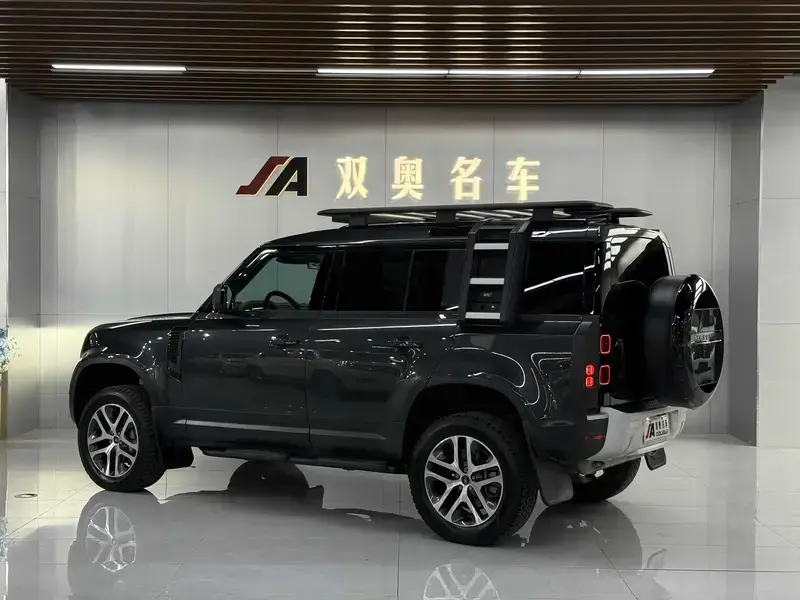 2024 Land Rover Defender с пробегом 70 000 км