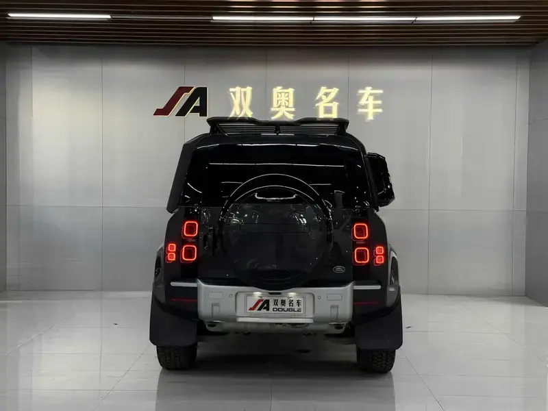 2024 Land Rover Defender с пробегом 70 000 км