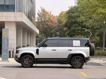 2023 Land Rover Defender с пробегом 70 000 км