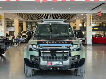 2022 Land Rover Defender с пробегом 75 000 км