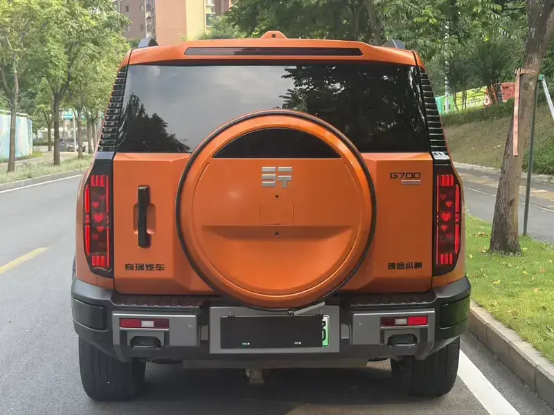 2025 JETOUR G700 с пробегом 10 000 км