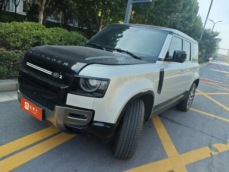 2021 Land Rover Defender с пробегом 45 100 км