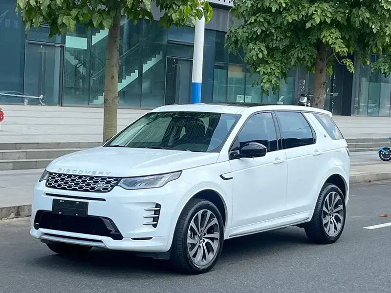 2024 Land Rover Discovery Sport с пробегом 24 000 км