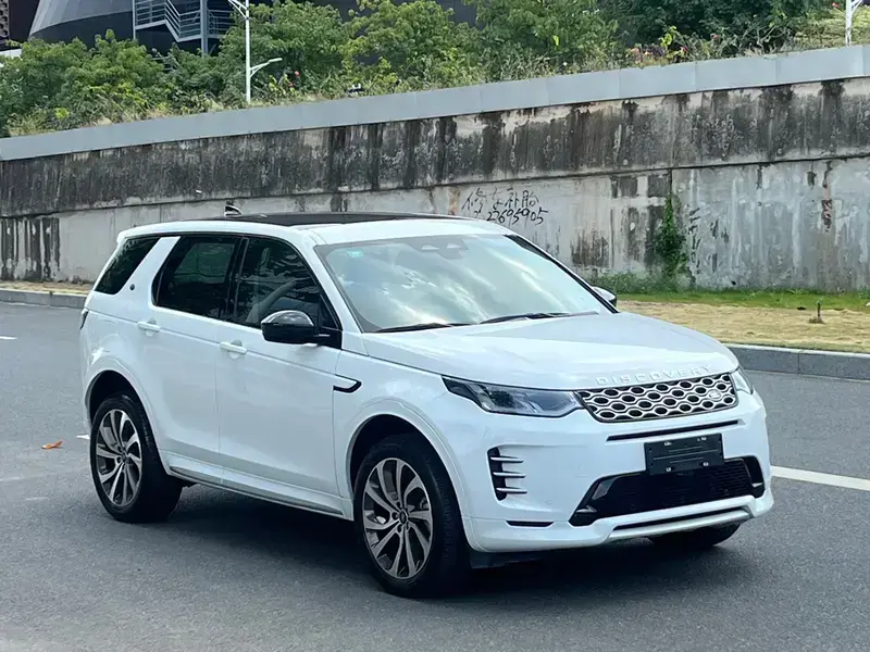 2024 Land Rover Discovery Sport с пробегом 24 000 км