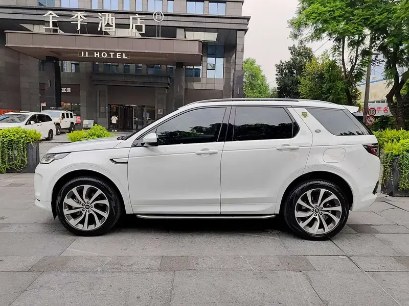 2022 Land Rover Discovery Sport с пробегом 54 000 км
