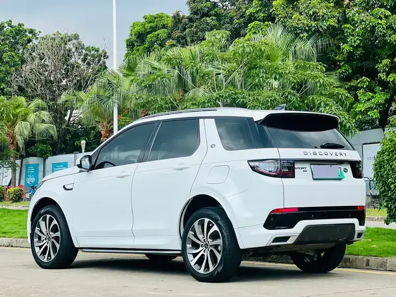 2022 Land Rover Discovery Sport с пробегом 50 000 км