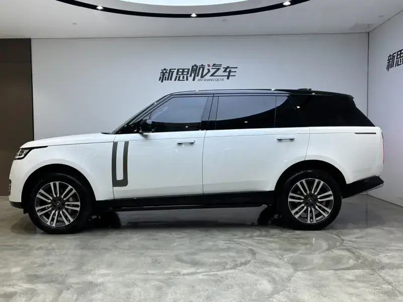 2024 Land Rover Range Rover с пробегом 36 000 км