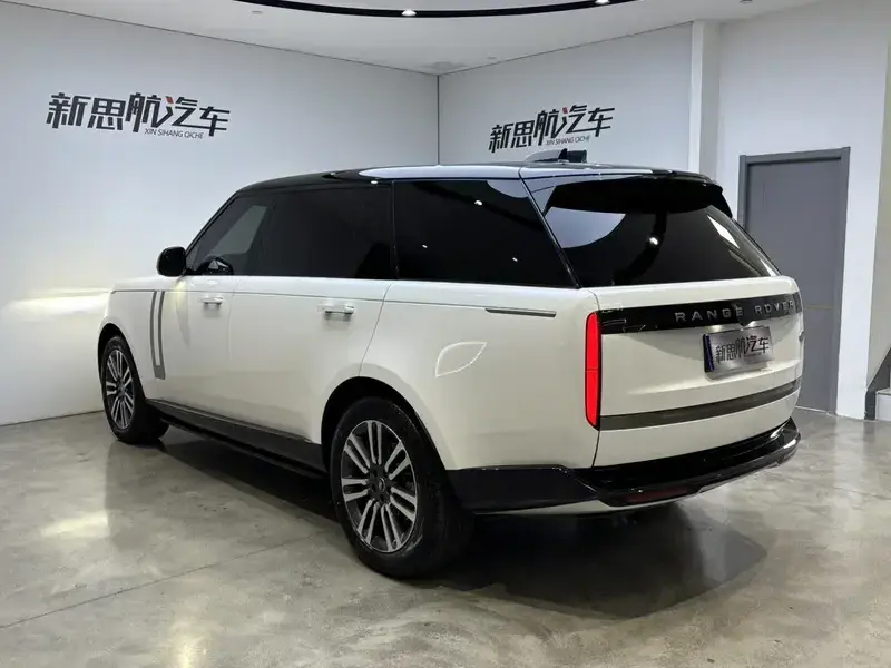 2024 Land Rover Range Rover с пробегом 36 000 км