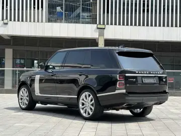 2022 Land Rover Range Rover с пробегом 20 000 км