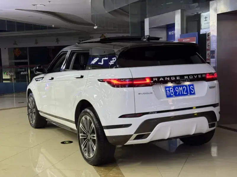 2024 Land Rover Range Rover Evoque с пробегом 15 000 км