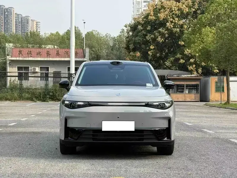 2024 Leapmotor C10 с пробегом 23 300 км