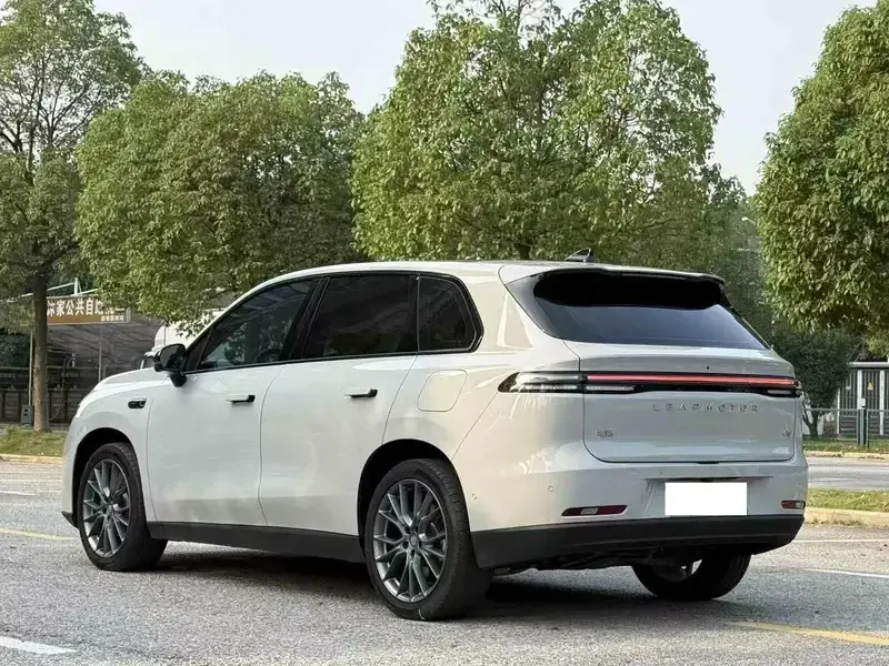 2024 Leapmotor C10 с пробегом 23 300 км