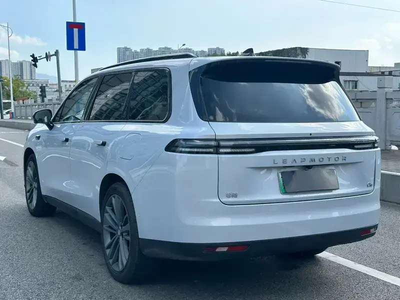 2026 Leapmotor C16 с пробегом 19 000 км