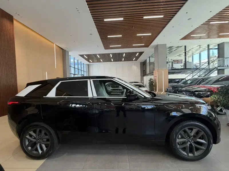 2026 Land Rover Range Rover Velar с пробегом 100 км