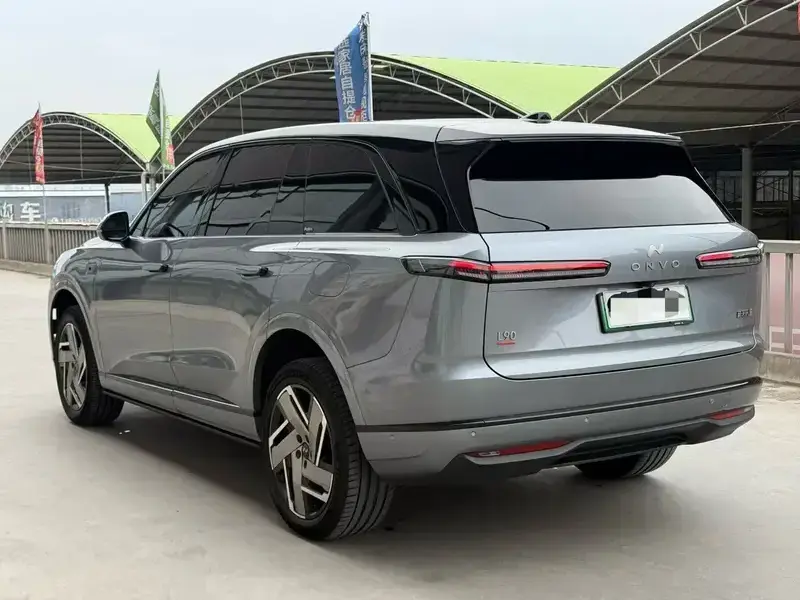 2025 Nio Onvo L90 с пробегом 20 000 км