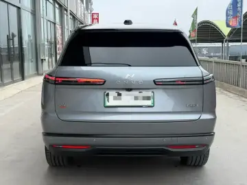 2025 Nio Onvo L90 с пробегом 20 000 км