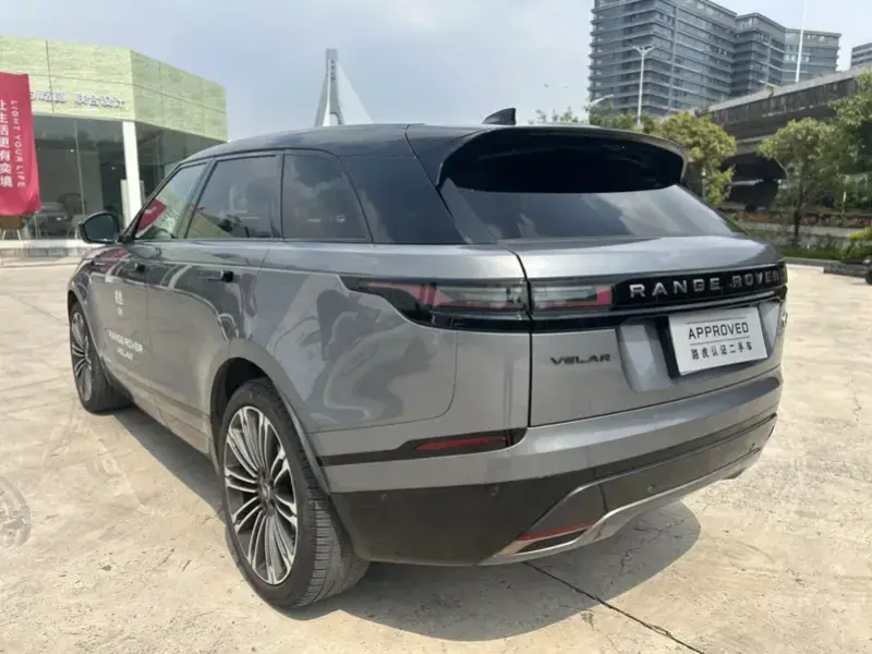 2024 Land Rover Range Rover Velar с пробегом 23 500 км