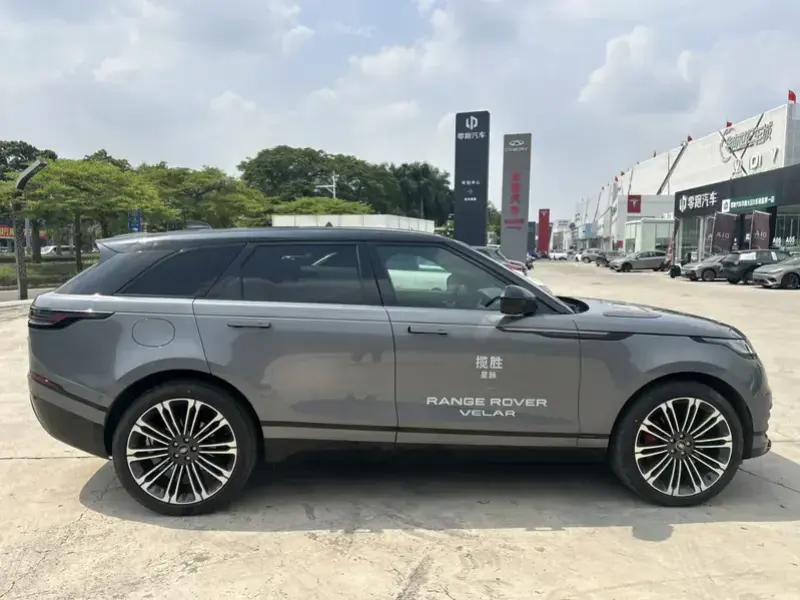 2024 Land Rover Range Rover Velar с пробегом 23 500 км