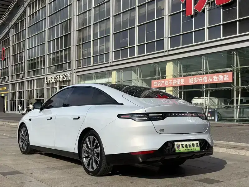 2022 Leapmotor C01 с пробегом 30 000 км