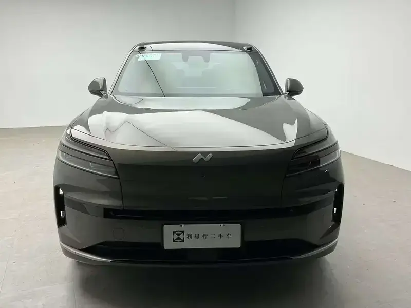 2025 Nio Onvo L90 с пробегом 22 600 км