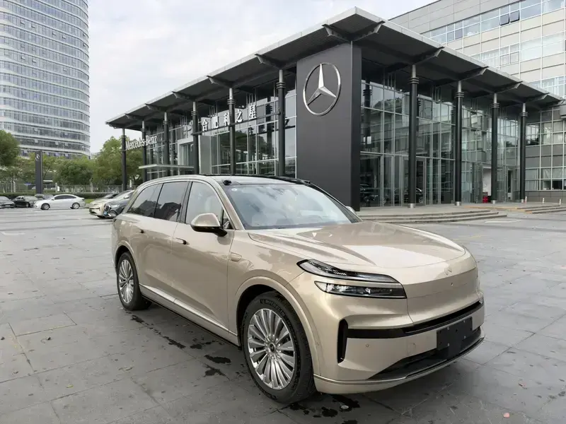 2025 Nio Onvo L90 с пробегом 17 000 км
