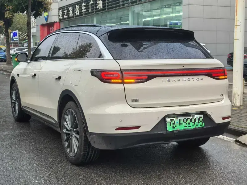 2026 Leapmotor C11 с пробегом 10 000 км