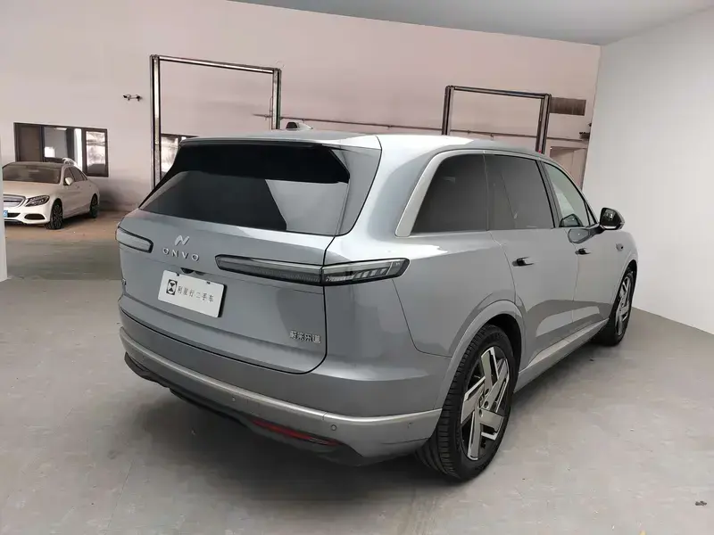 2025 Nio Onvo L90 с пробегом 24 000 км