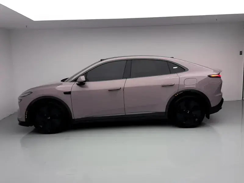 2024 Nio Onvo L60 с пробегом 24 800 км